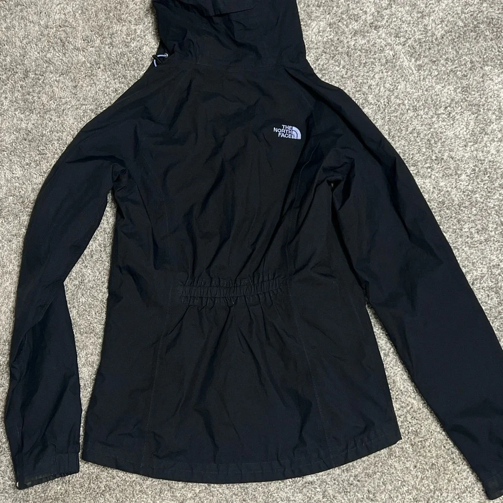 The North Face Women's Black and Blue Jacket - Picture 2 of 3